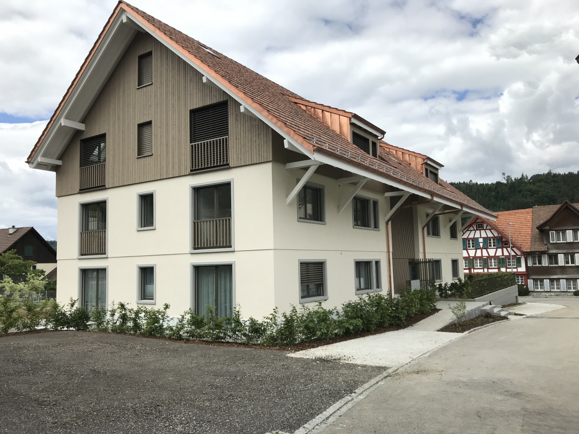 Kleines Mehrfamilienhaus mit 6 Wohnungen in Bichelsee fertigestellt