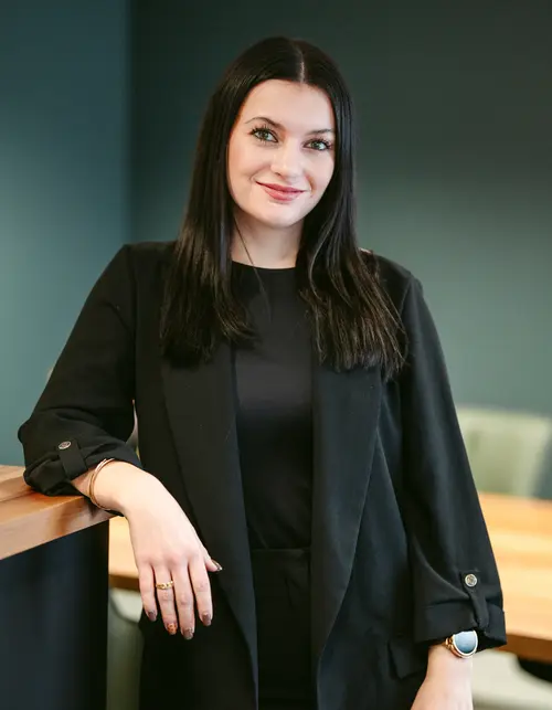 immobilien-verkauf-sandra-trachsel.jpg?c=938efef0145a456aa7ff6afd0f9dc679