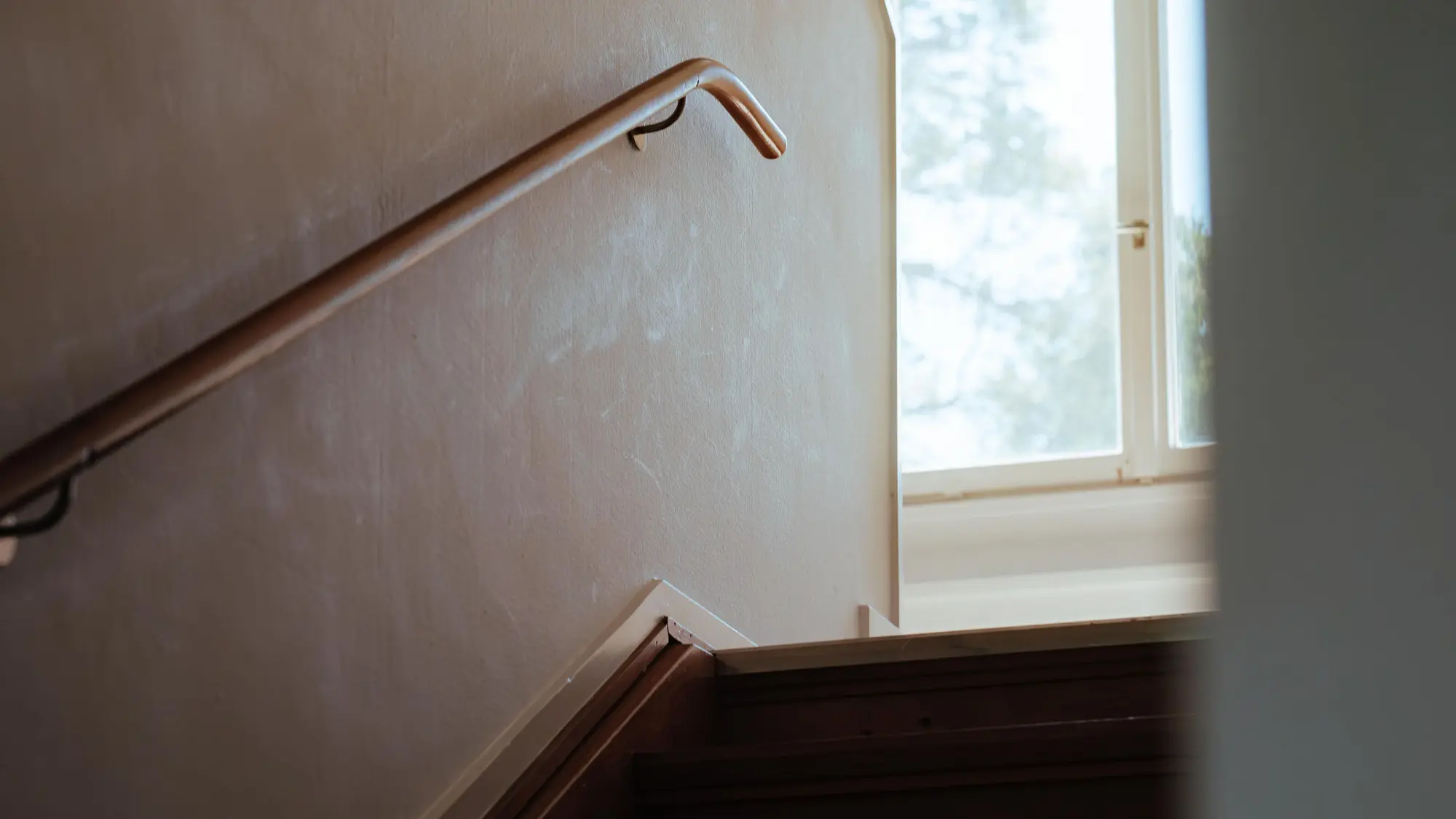 treppen-handlauf-immobilienverkauf.jpg?c=779017d3851948648a7cabdfb9513d50