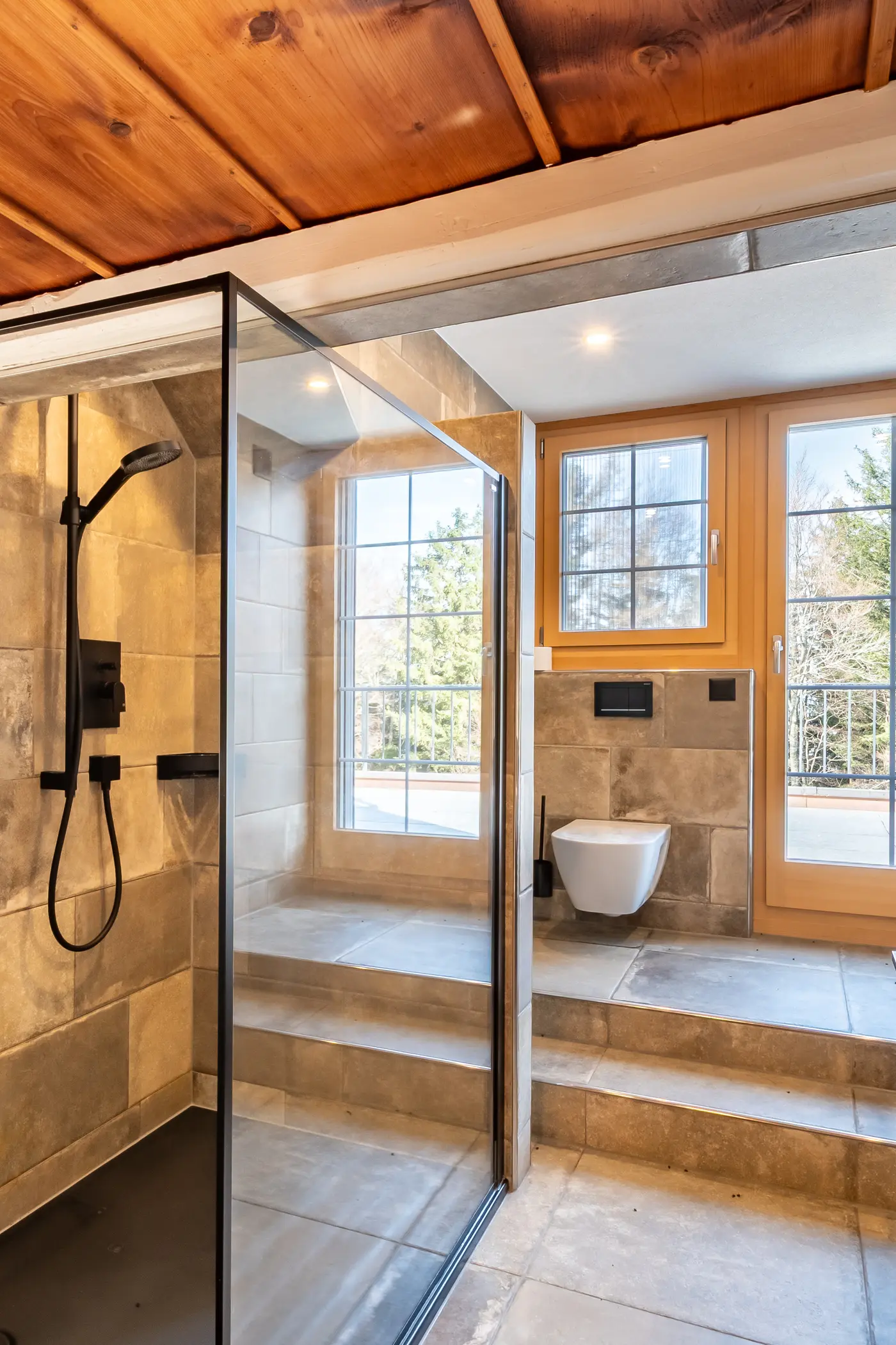 2052dbdf-889e-48dc-bfee-17d0ad55d41a_original.jpg?c=c42a2ffbd181493385b6f2be2d2c2811