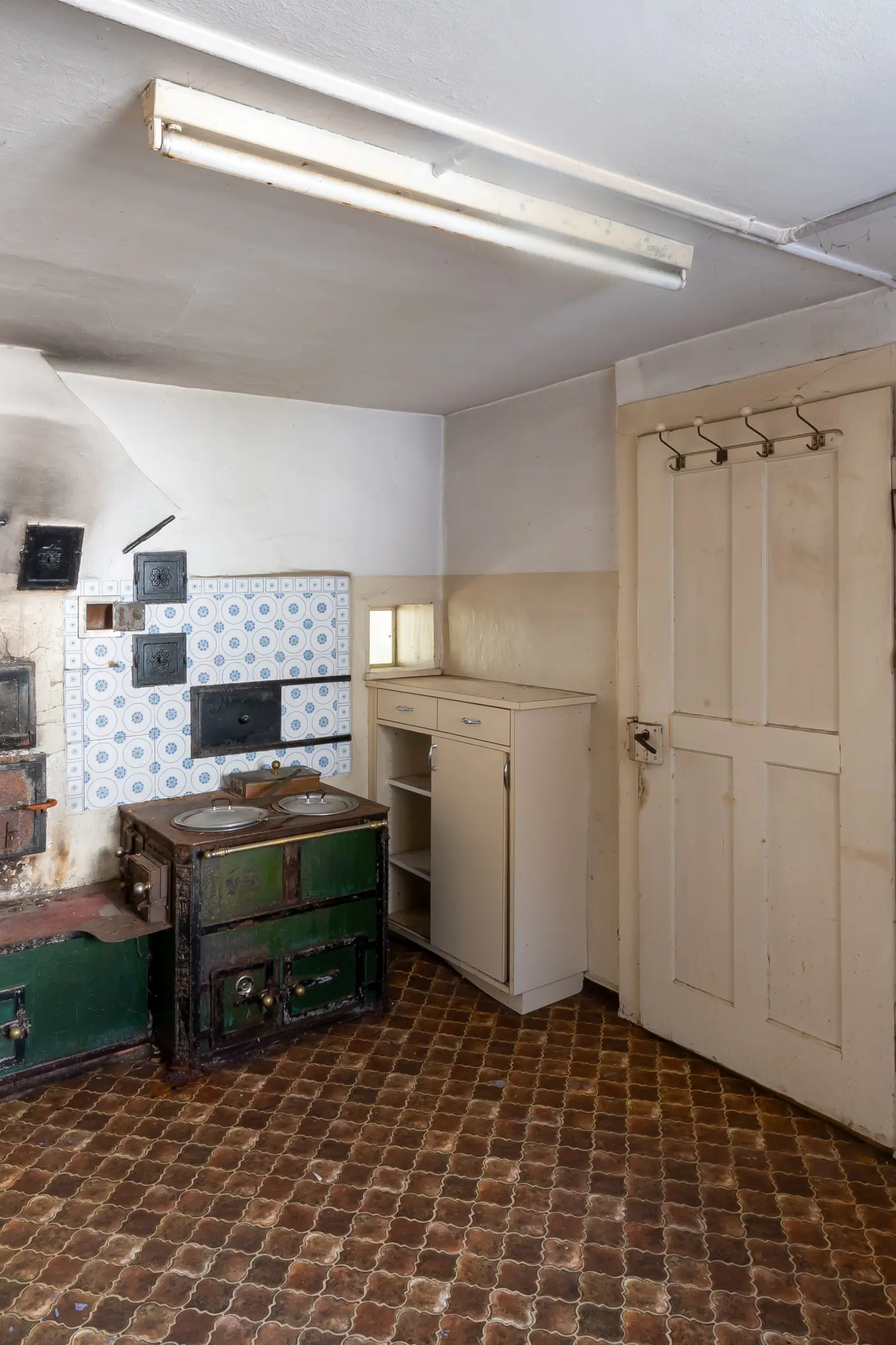 5267d4ff-76e5-4f67-b196-a359bf3c943a_original.jpg?c=a39a893fb8a541eaba747c08bc9a6435