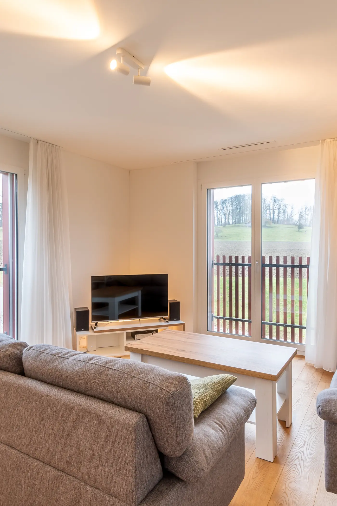 5355daea-7b2d-4a14-b063-43d6e3d0cb92_original.jpg?c=cff245fe9ec94e249f2dd0f5a53feb71