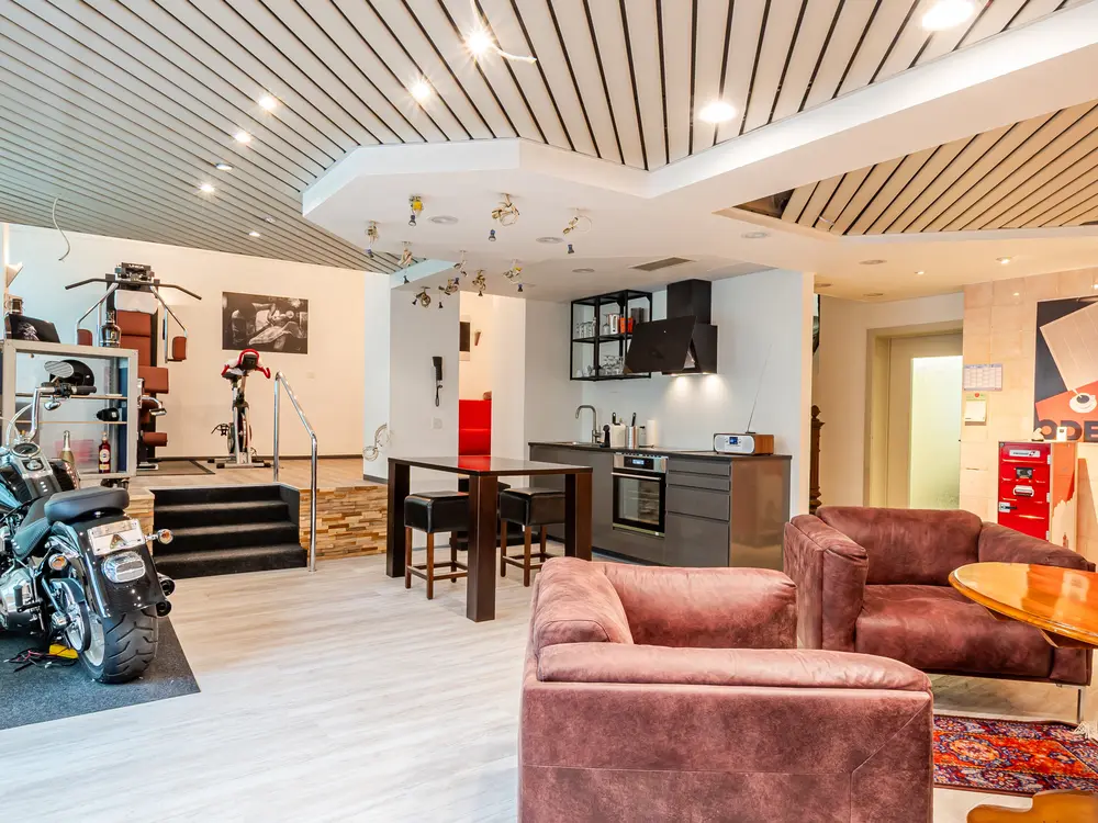 77d24448-f43c-4517-a84d-9235fbe33574_original.jpg?c=a530033dfbeb4f49a6f3cea13a86b709