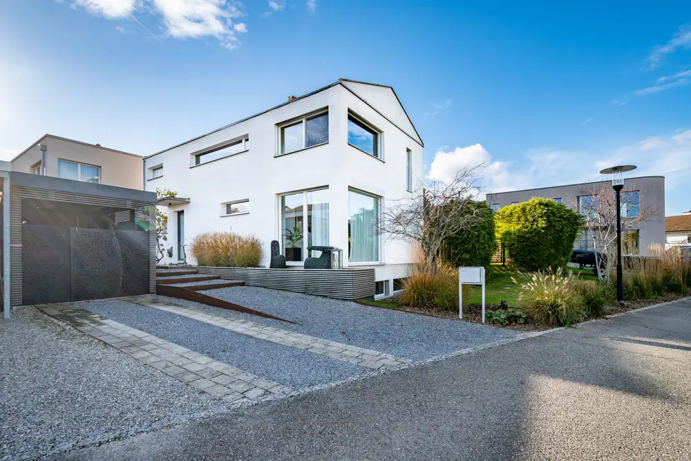 e554181c-e76a-4eee-af04-48782b5d0b99_original.jpg?c=fd0d5487346044018fdcb3f0dddda78a