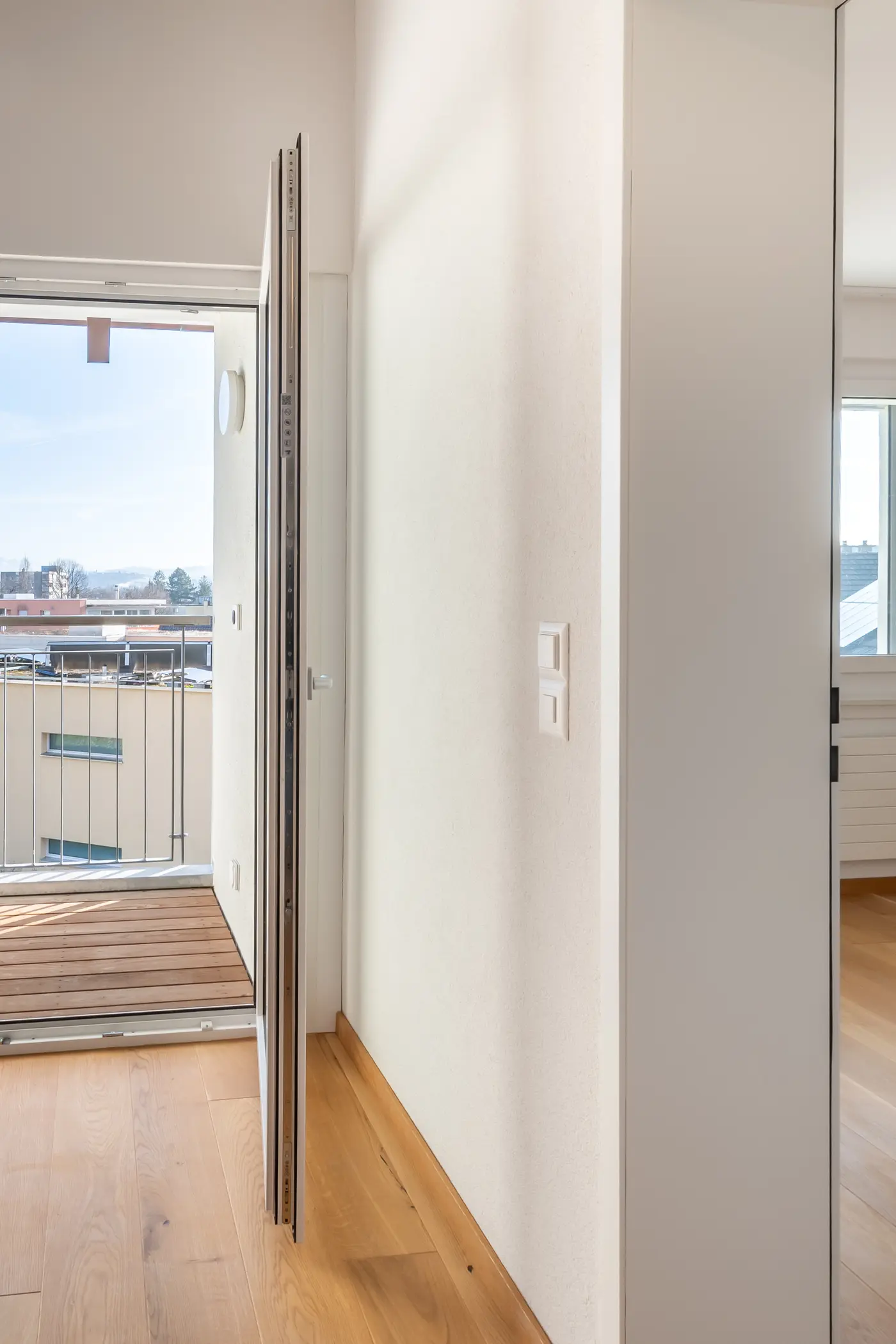 ee981d1a-11d9-4ae2-8dfd-1911ec559caa_original.jpg?c=6f077d7aab714e3ab7a9e910d22b2a4a