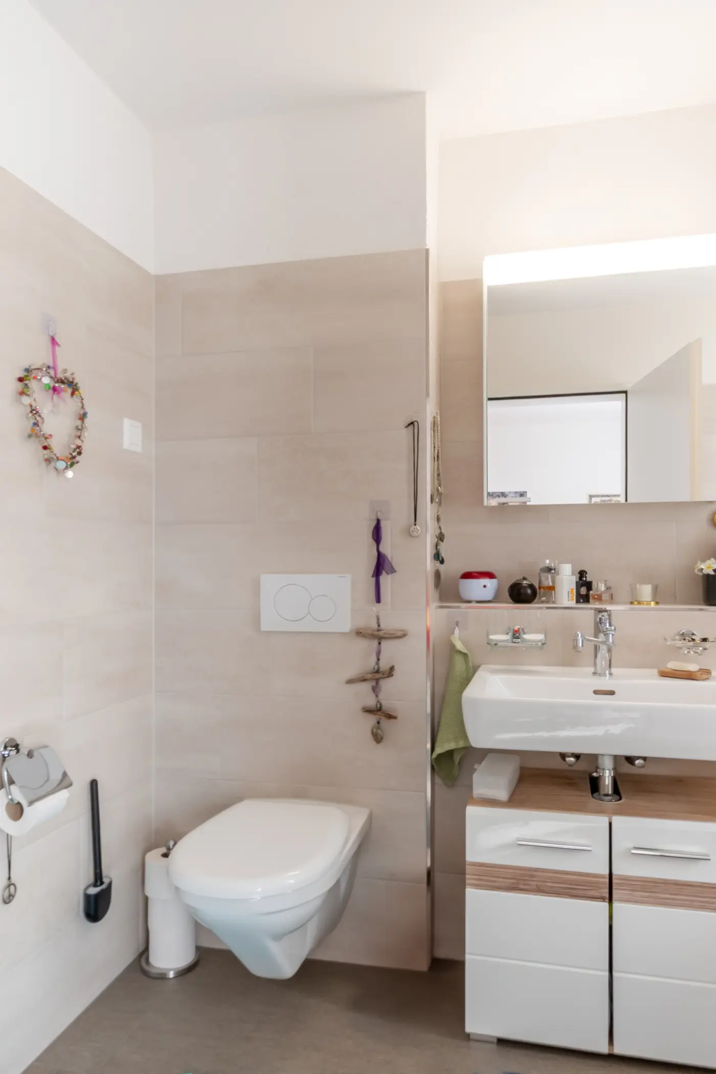 f2945149-76f8-4c13-a415-f8dbd8ba7f2f_original.jpg?c=4ed977db64074fc9a5114c3e478a56ae