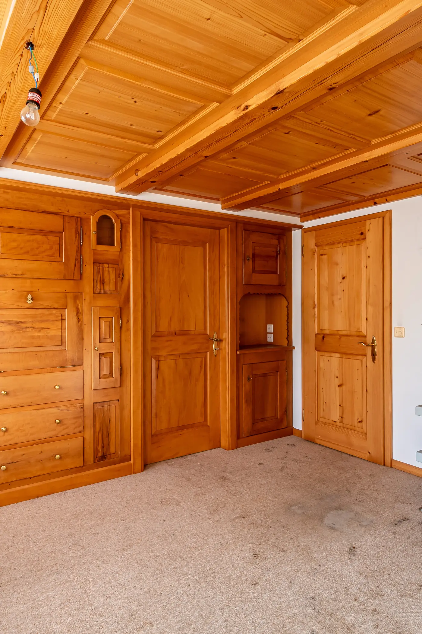 fe8dd3fa-4e66-42a2-bde7-67c36b7b4842_original.jpg?c=3d7cbc894b99456d93d000fecfc3d28d