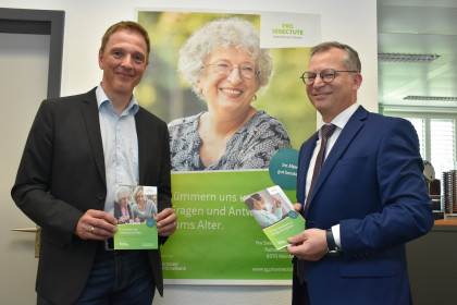 Pro Senectute Thurgau zum veritablen Dienstleistungszentrum ausgebaut: Teamleiter Sozialberatung Raimund Disch und Geschäftsführer Raphael Herzog.