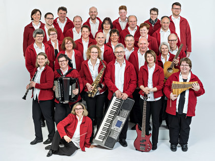 Investieren das Preisgeld in ihre Nachwuchsarbeit: Die Musikerinnen und Musiker des Handharmonika-Clubs Berg.