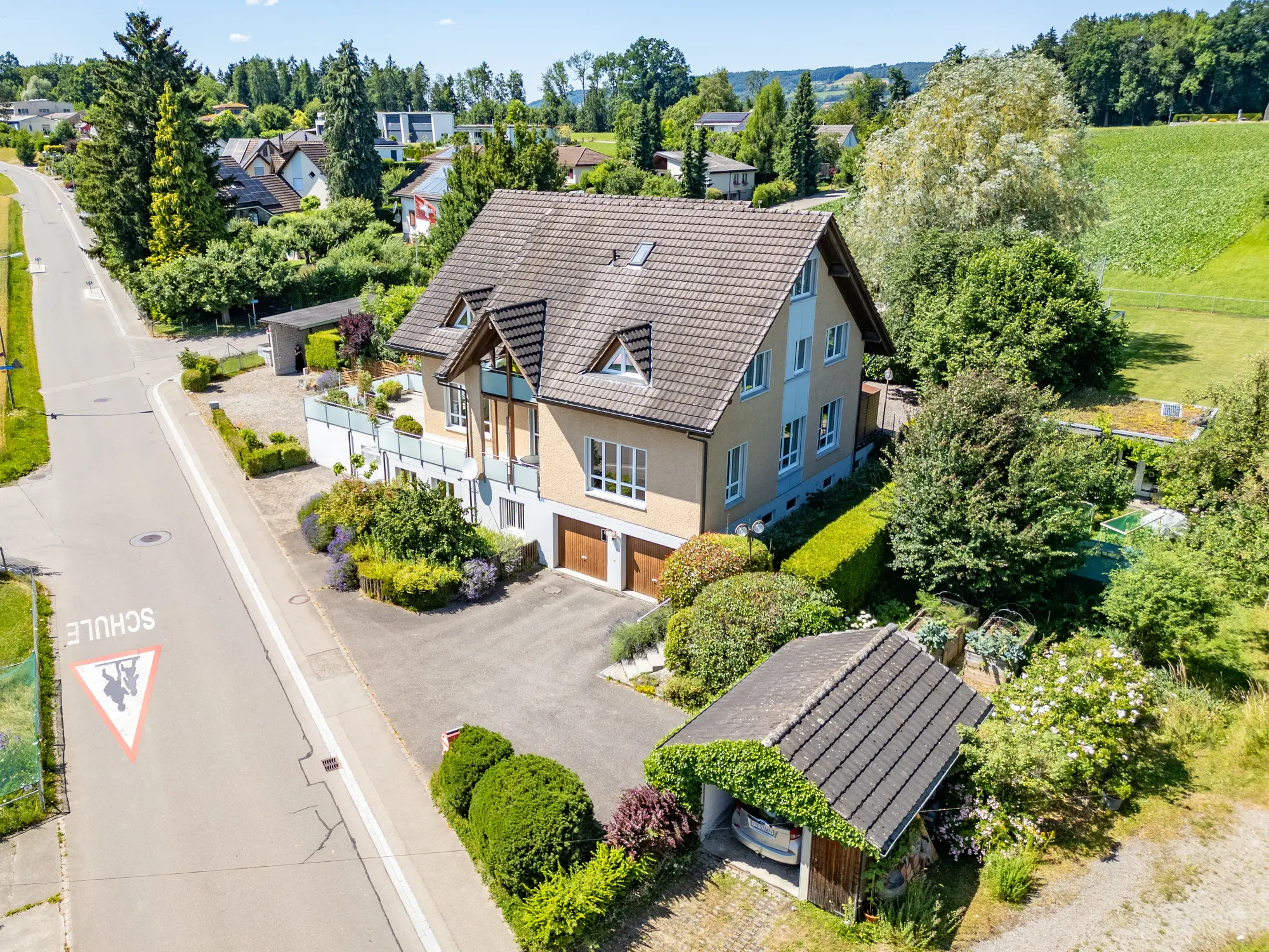 dreifamilienhaus-istighofen-buerglen-fleischmann-immobilien.jpg?c=672aa0e9fce34f1cb16aeb022b1fd173